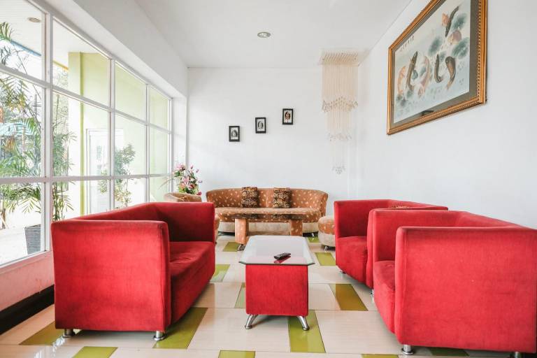 RedDoorz Premium Hotel T ONE Jambi