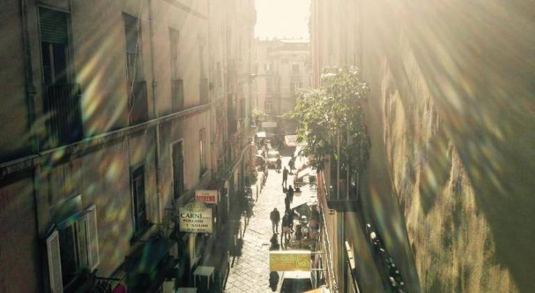 La casa di Francine a 100mt da Piazza Plebiscito — photo 4