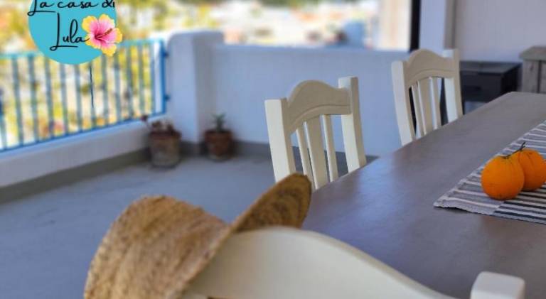 House with 2 rooms for 6 persons in Lipari