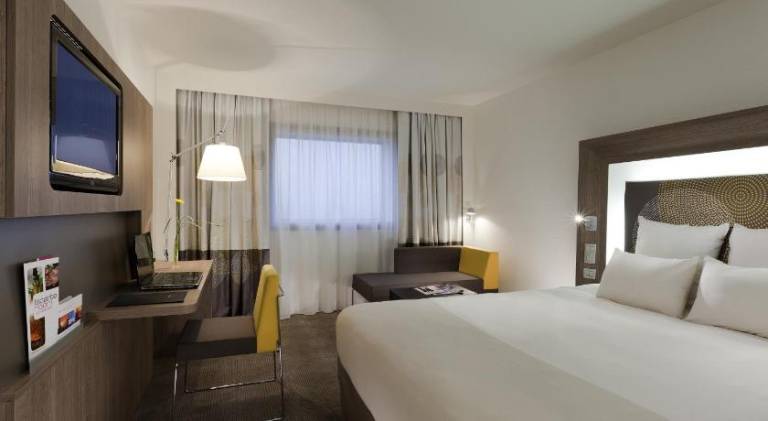 Novotel Paris La Defense Hotel — photo 2
