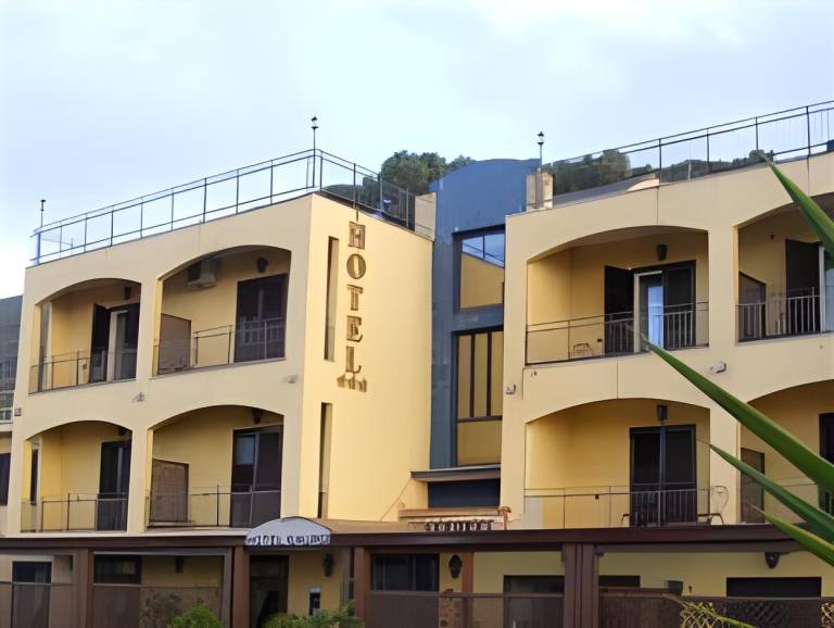 Puteoli Palace Hotel in Pozzuoli