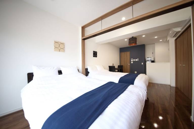 Aparthotel 1 Chome-9 Higashishinsaibashi
