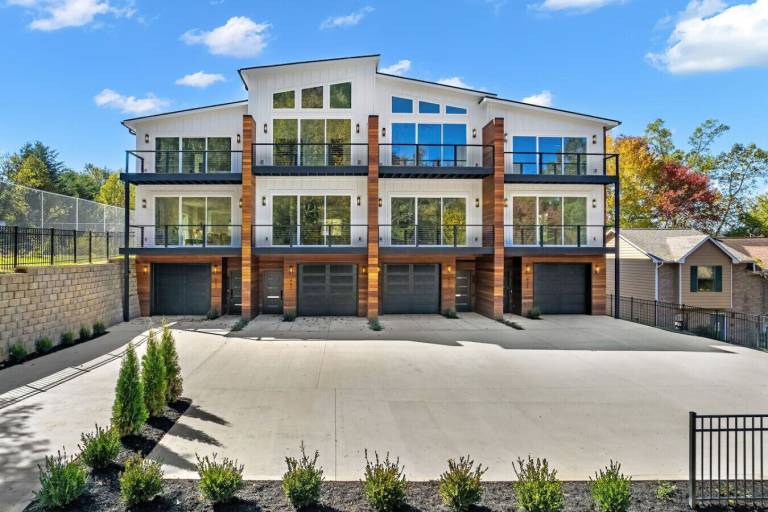 House Knoxville