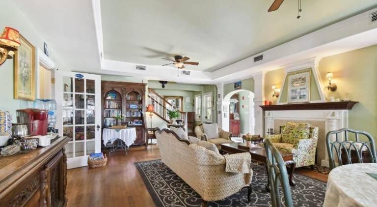 Sea Breeze Manor Inn — photo 3