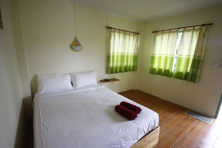 Baan Chomlay Resort in Khanom