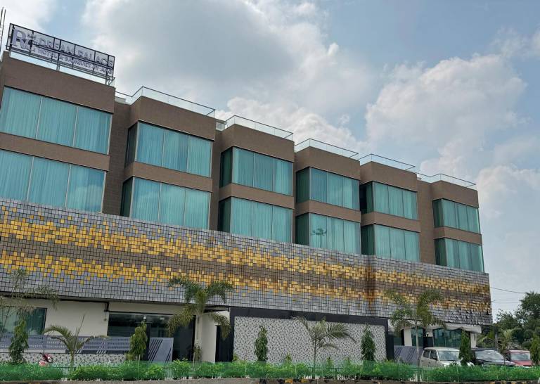 RC Dream Palace in Faridabad