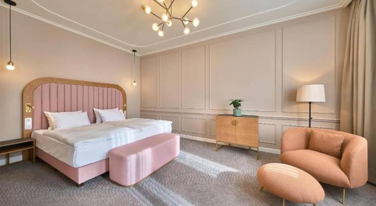 Palatinus Grand Hotel — photo 2