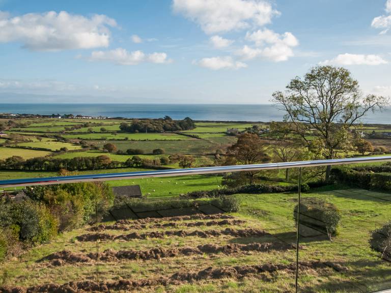 Child-friendly cottage with yard | Sea view | Pets allowed — photo 4