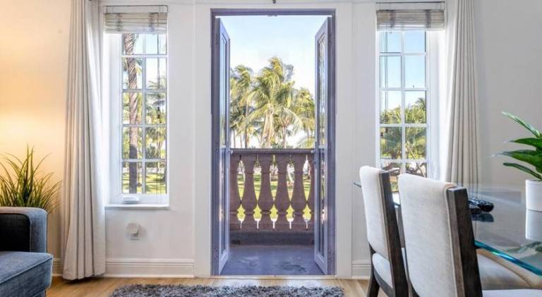 Rental apartment | Close to Ocean Drive | Close to the beach | Dogs allowed in Miami Beach, FL