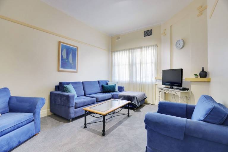 Apartment West Beach