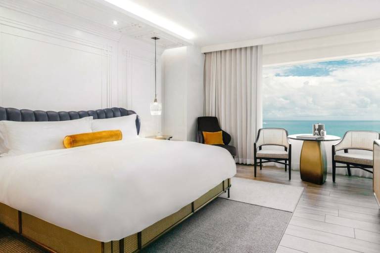 Resort Fisher Island