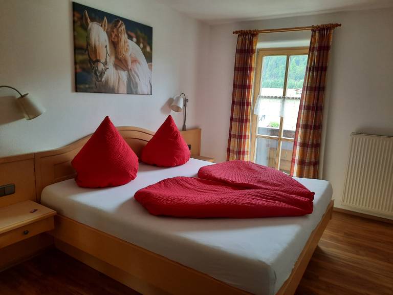 Ferienwohnung mit Hund in Reit, Bayern, Deutschland
