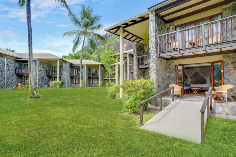 Resort  Anse Royale