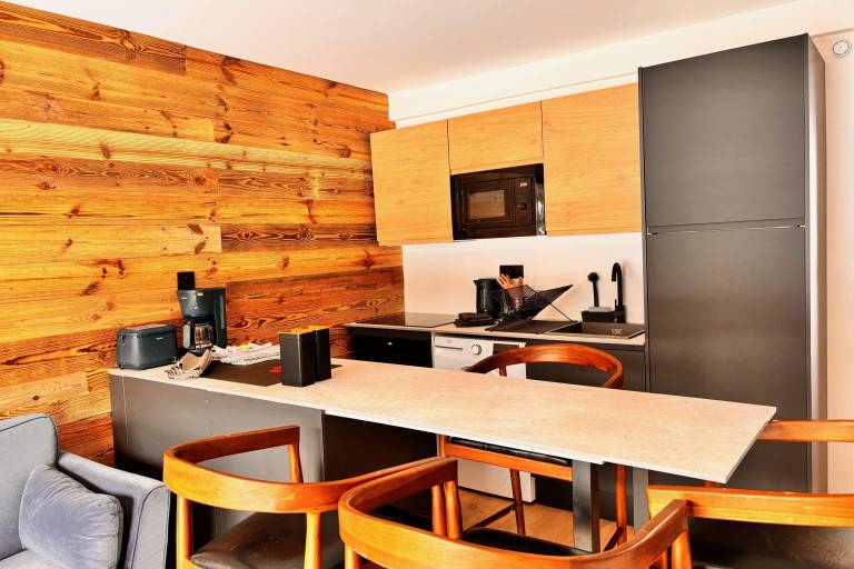 Holiday apartment with terrace & garden — photo 3