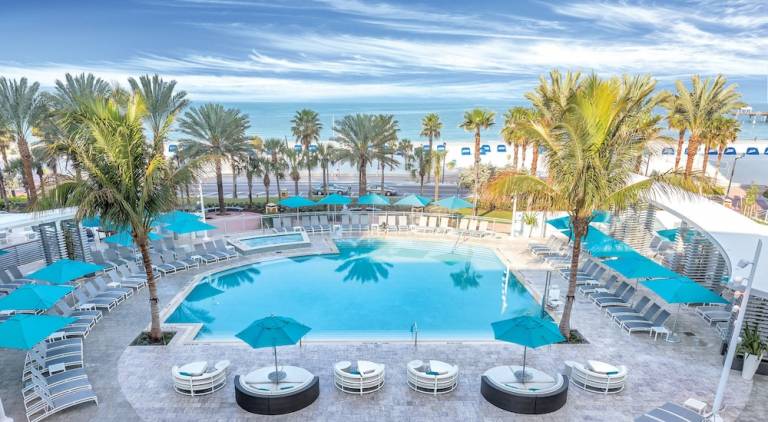 Resort Sand Key