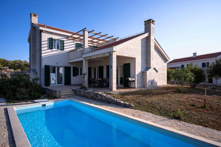 Family-friendly nice villa with private pool, terrace & garden | Sea view | Pets allowed in Hvar