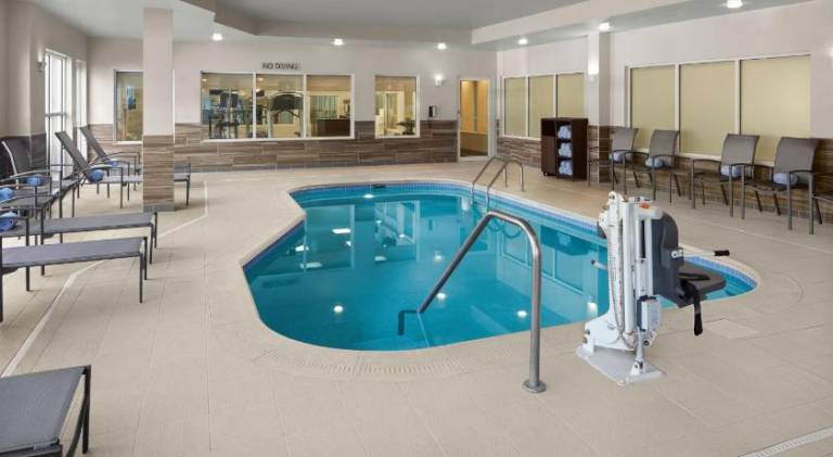 Fairfield by Marriott Inn & Suites Columbus OSU — photo 4