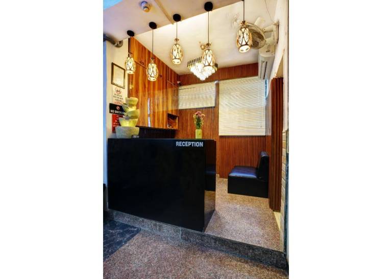Hotel Vasundhara Grand
