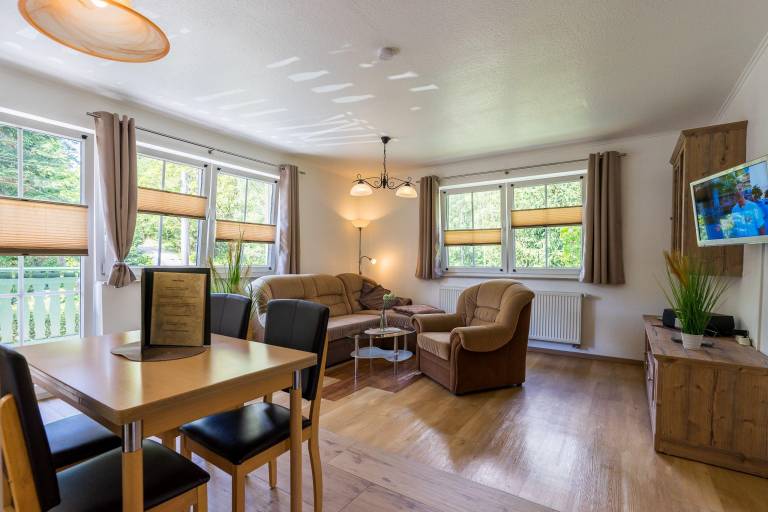 Children-friendly apartment with patio, garden & barbecue | Pets are welcome — photo 3