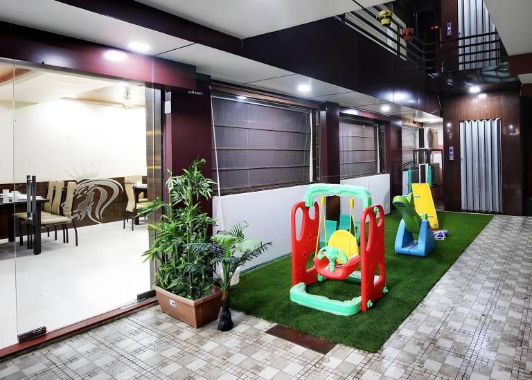 Daksh Hotel & Restaurant — photo 4