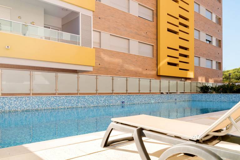 Apartment with pool — photo 4