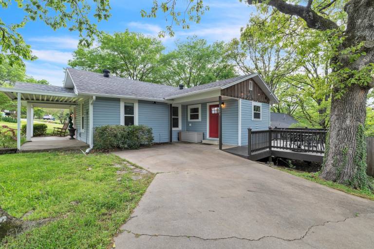 Clean Cozy Cottage — photo 2