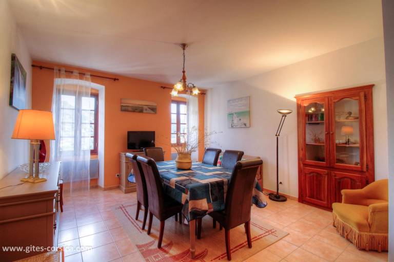 Gite with grill, terrace & garden | Mountain view — photo 4