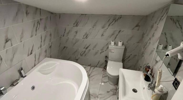Nice serviced apartment with yard & patio | Pet-friendly — photo 3