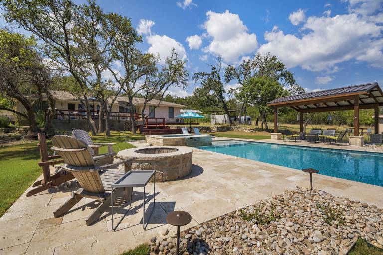 House with hot tub, yard & private pool | Suitable for remote work in Fredericksburg, TX