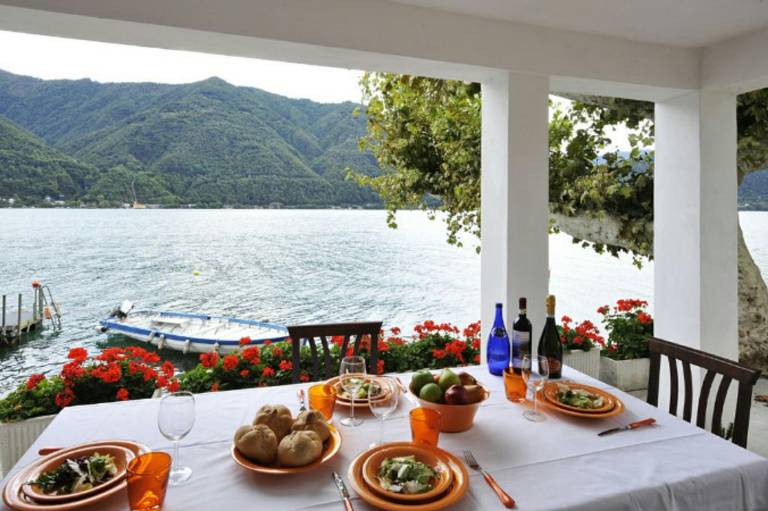 Villa  Lake Lugano