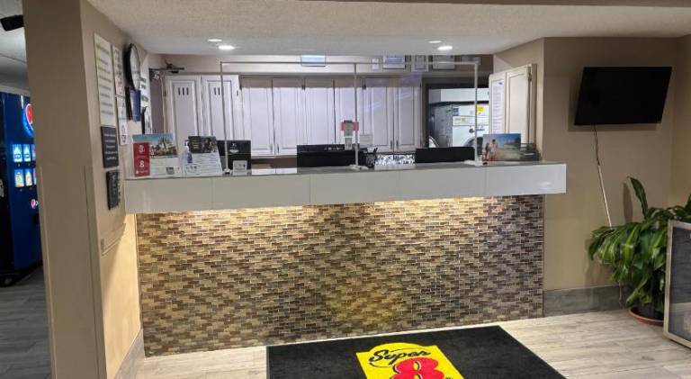 Super 8 By Wyndham Mundelein/Libertyville Area — photo 3