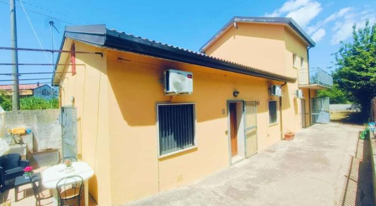 Juppi Bed family in Potenza