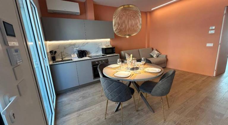 The Twins 1 Luxury Ceccarini - Lungomare parcheggio privato — photo 3