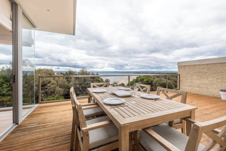 House Coles Bay