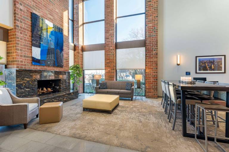 Best Western Chicago - Downers Grove in Downers Grove, IL