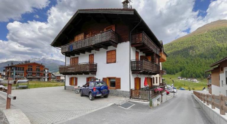Rental apartment | Ski nearby | Dogs allowed in Livigno