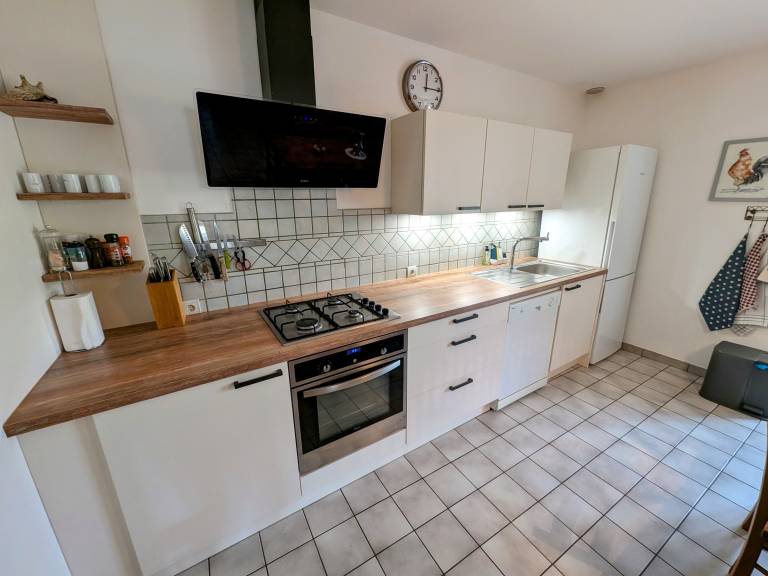 Pleasant cottage with grill & yard | Pet-friendly — photo 3