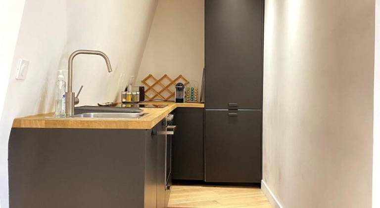 Apartment | Close to Palais des Beaux-Arts de Lille — photo 4