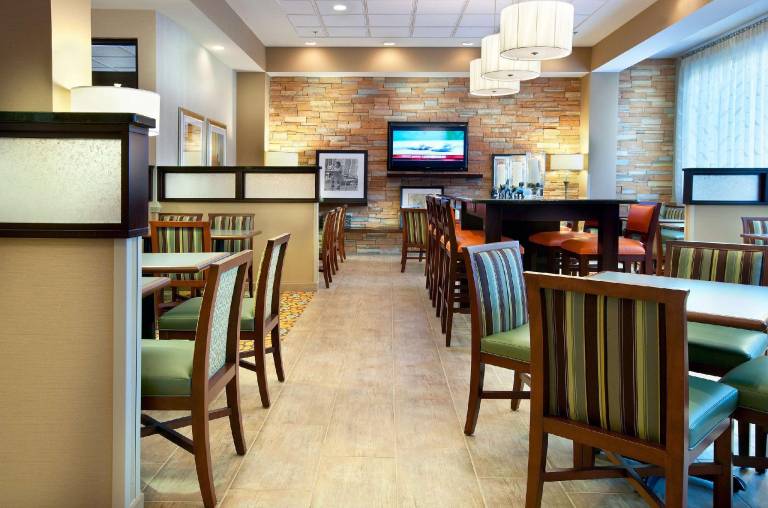 Hampton Inn Alexandria/Pentagon South — photo 5