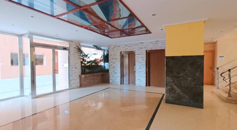 Apartment with 2 rooms for 6 persons — photo 3