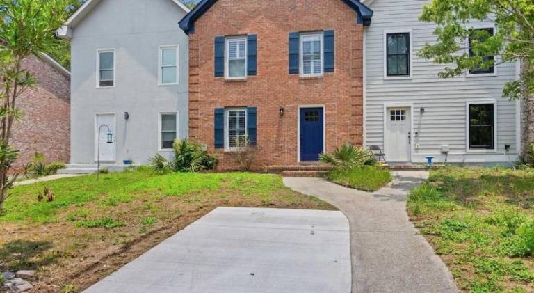 House | Pets allowed in Mount Pleasant, SC