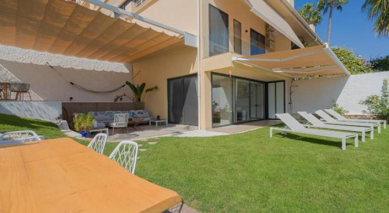250sqm Garden Duplex with Jacuzzi, Sea View Cinema — photo 3