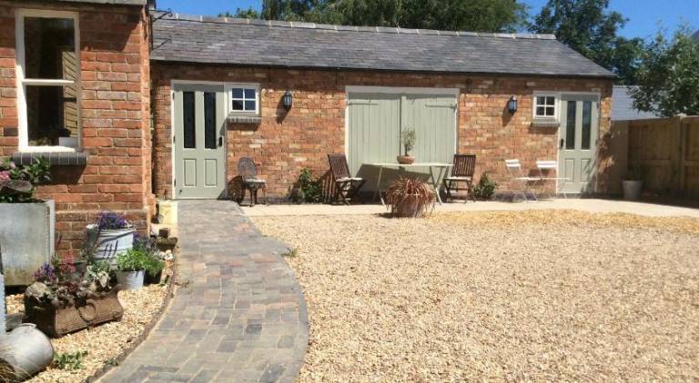 The Rear of the Plough, Everdon. in Northampton
