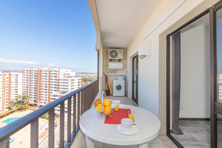 Holiday Home 'Rocha Sun Sea - Rocha Beach' with Mountain View, Wi-Fi and Air Conditioning — photo 2