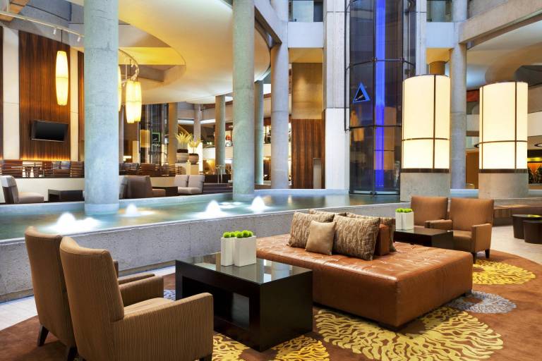 The Westin Bonaventure Hotel & Suites, Los Angeles — photo 3