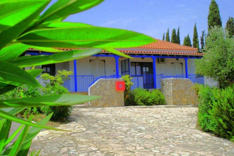 House  Koroni