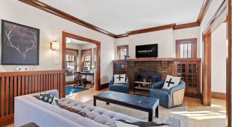 House | Pets allowed in Minneapolis, MN