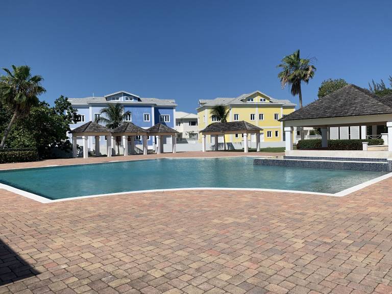 House Paradise Island