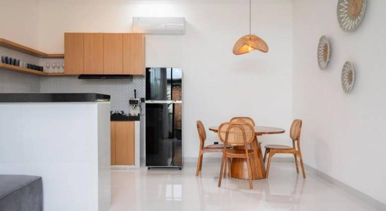 Villa with grill, terrace & yard — photo 4