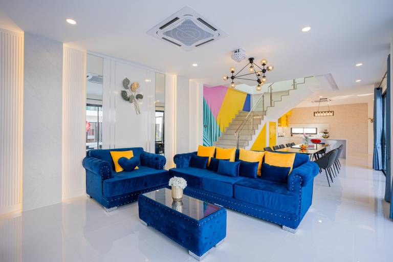 Villa with terrace, barbecue & private pool | Good for workation | Pet-friendly — photo 3